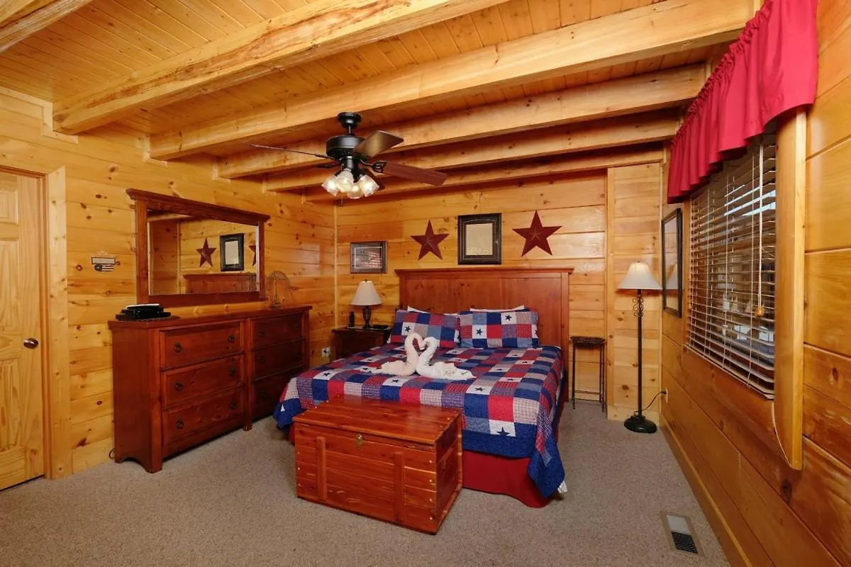 Modern 2br Hot Tub Pool Table Free Attraction Tickets