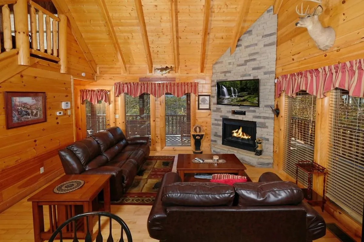 Modern 2br Hot Tub Pool Table Free Attraction Tickets Holiday home *