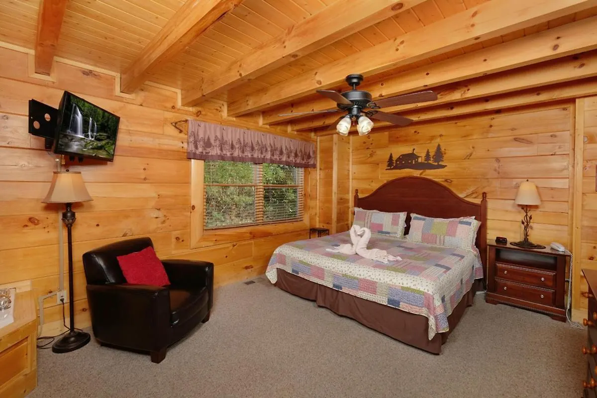 Holiday home Modern 2br Hot Tub Pool Table Free Attraction Tickets Pigeon Forge