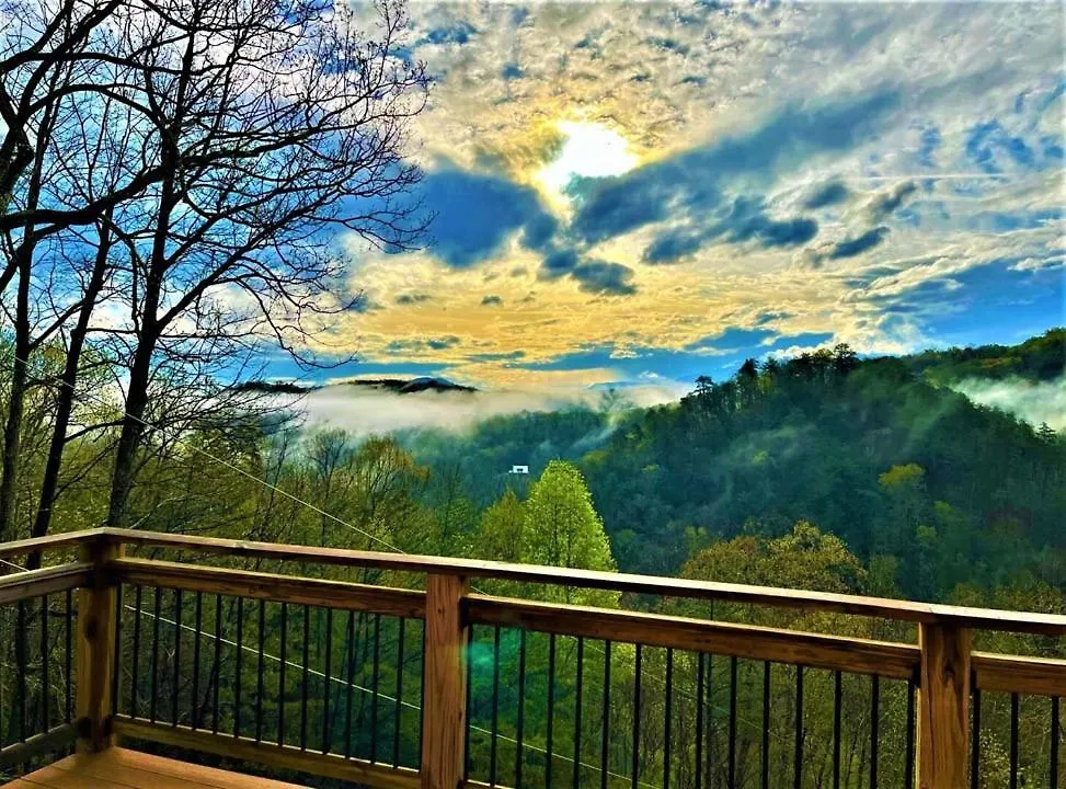 A Mountain Haven Pigeon Forge
