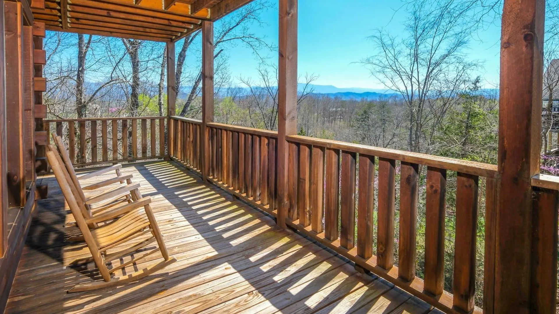 Spacious 6br Views Gameroom Theater Hot Tub Free Attraction Tickets Holiday home Pigeon Forge
