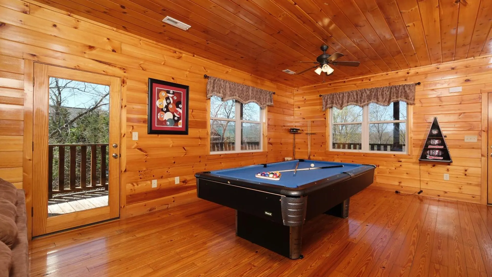 Spacious 6br Views Gameroom Theater Hot Tub Free Attraction Tickets