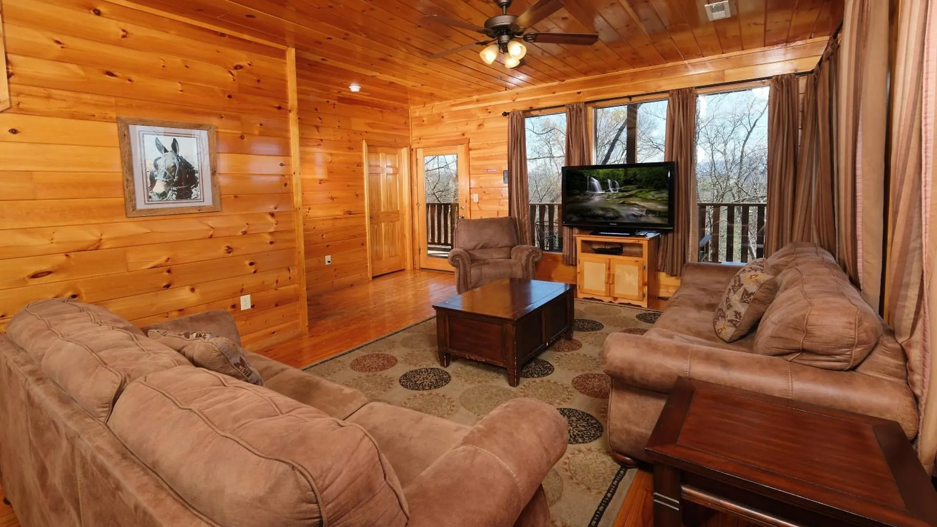 Spacious 6br Views Gameroom Theater Hot Tub Free Attraction Tickets *