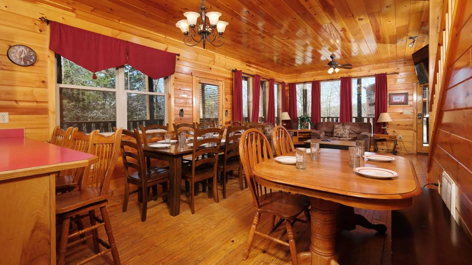 Holiday home Spacious 6br Views Gameroom Theater Hot Tub Free Attraction Tickets Pigeon Forge