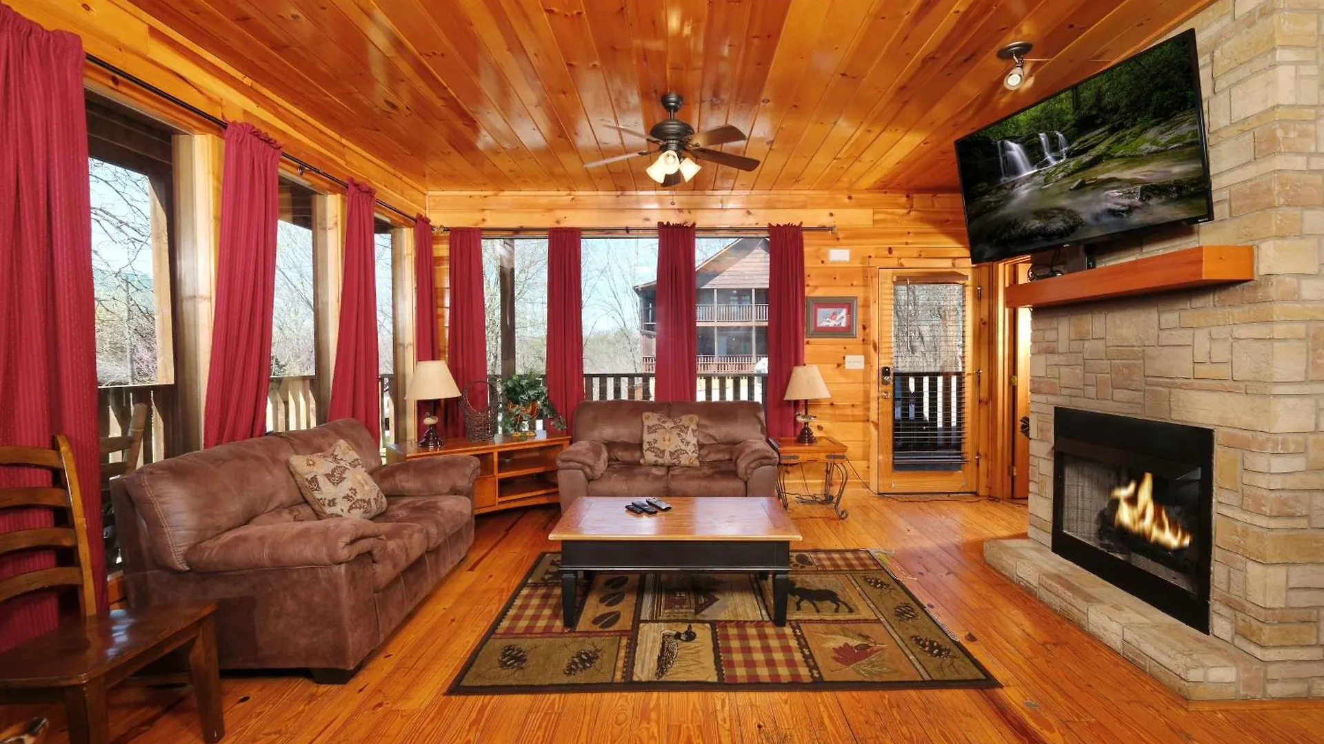 Holiday home Spacious 6br Views Gameroom Theater Hot Tub Free Attraction Tickets *