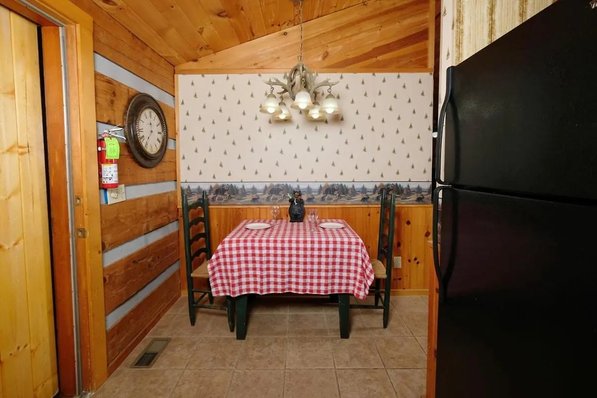 Romantic 1br Free Attraction Tickets! Free Attraction Tickets * Pigeon Forge