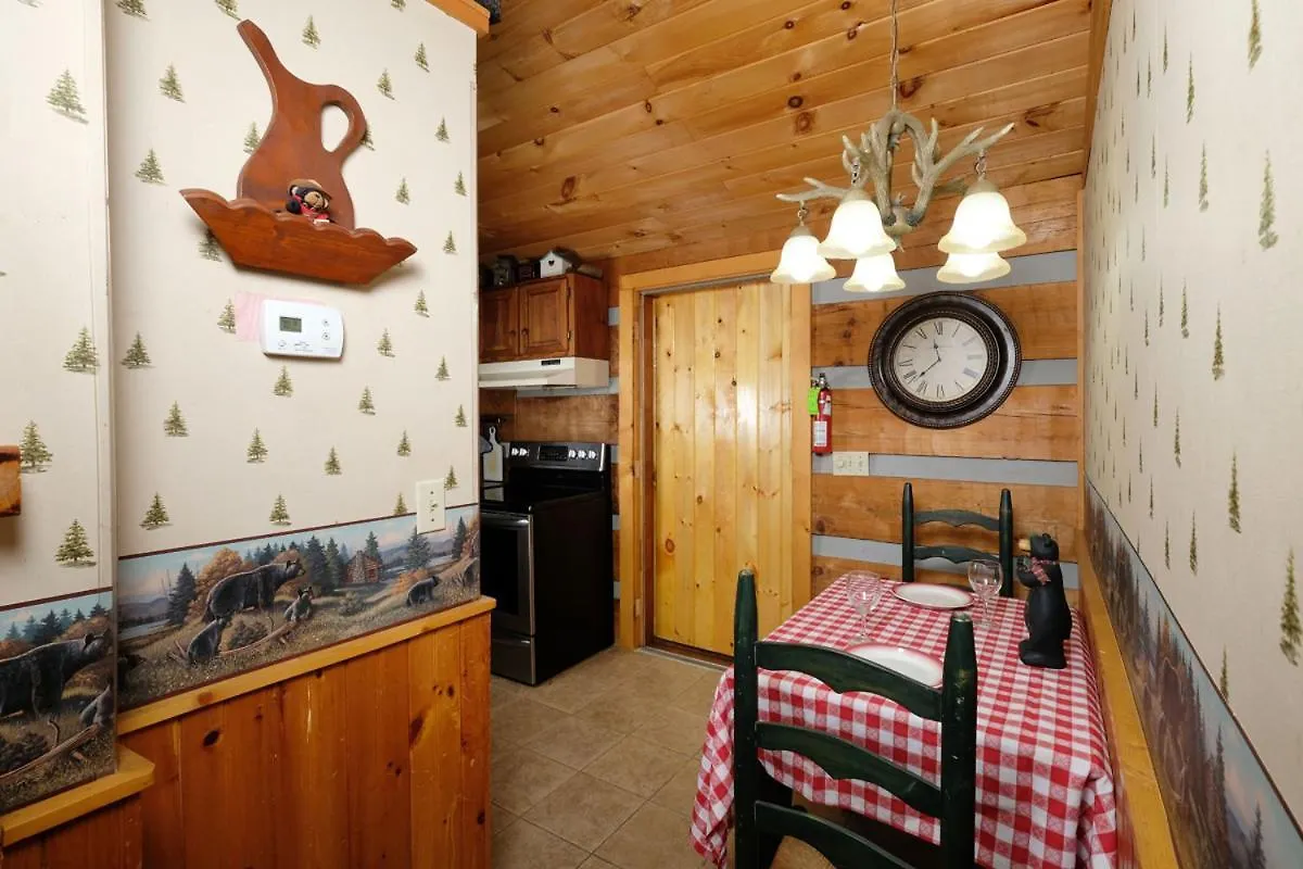 Holiday home Romantic 1br Free Attraction Tickets! Free Attraction Tickets Pigeon Forge