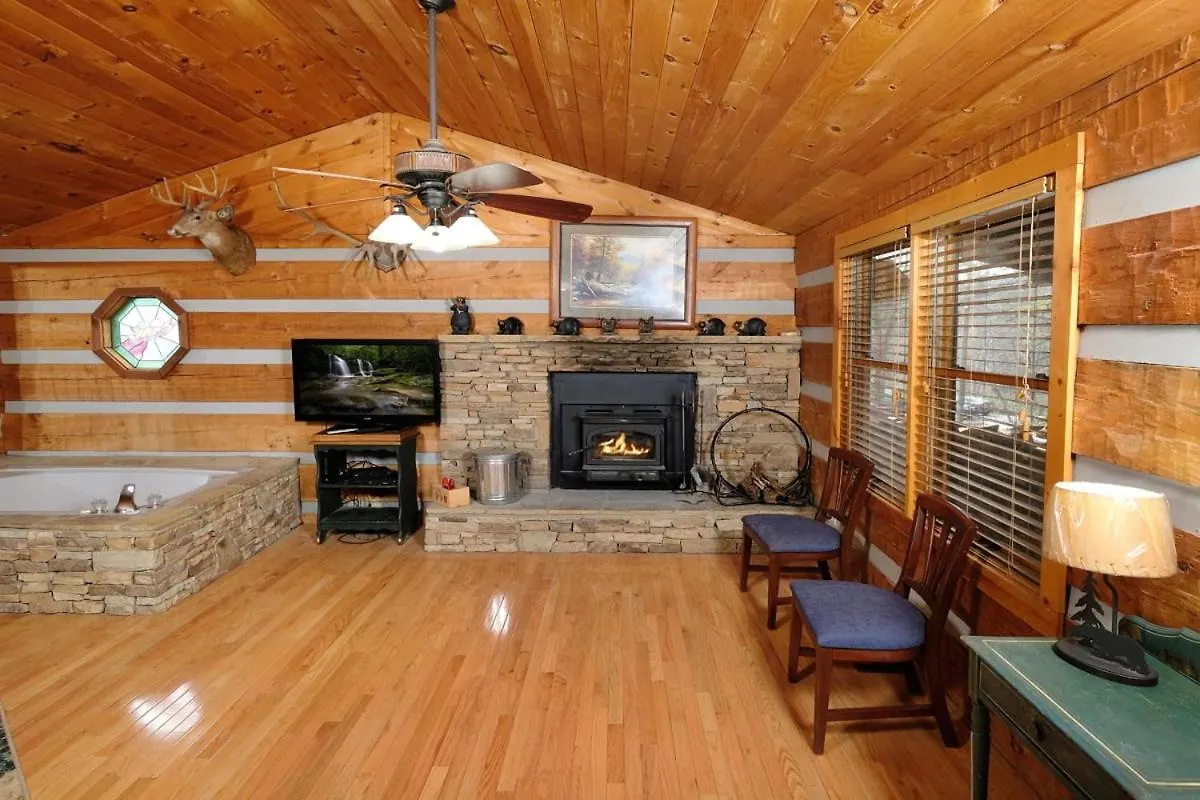 Holiday home Romantic 1br Free Attraction Tickets! Free Attraction Tickets Pigeon Forge