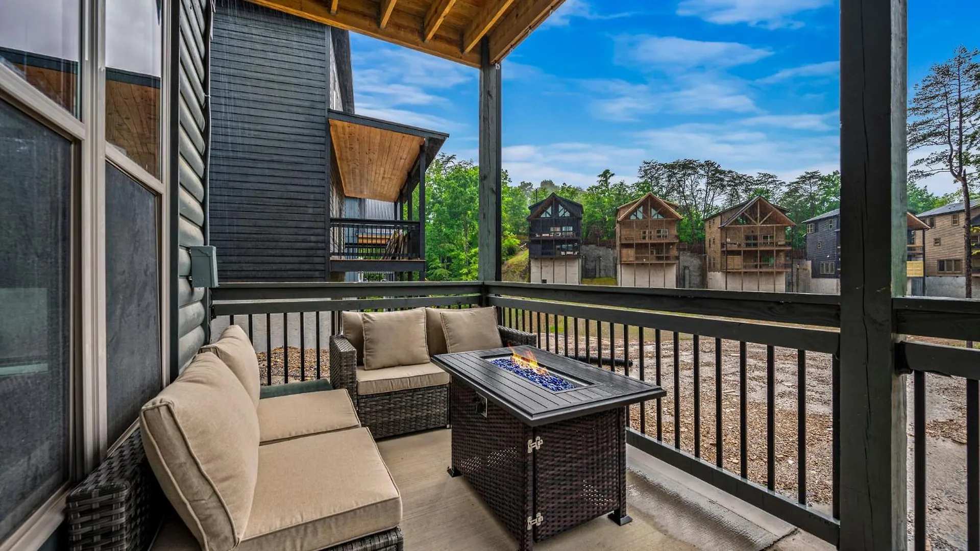 Magnolia Pool Pigeon Forge
