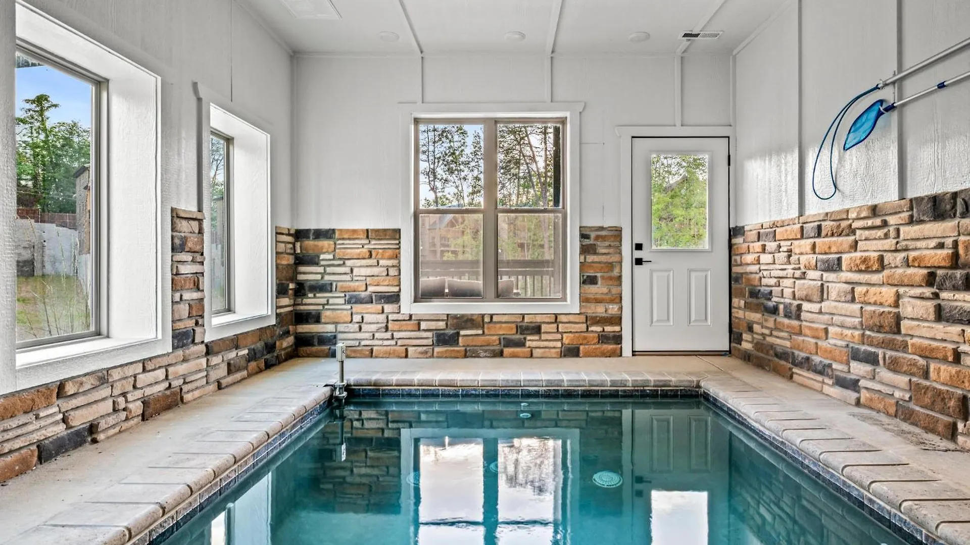 Magnolia Pool *