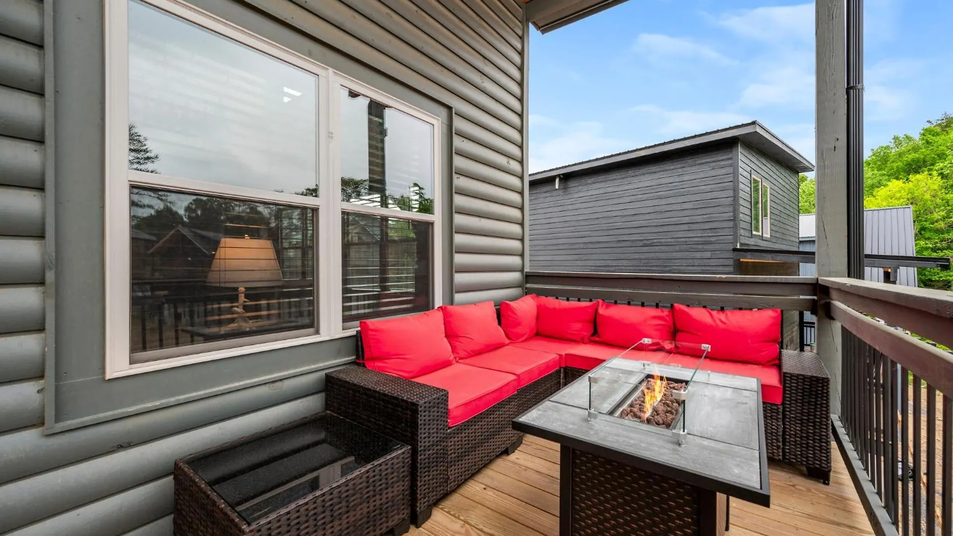 Magnolia Pool Holiday home