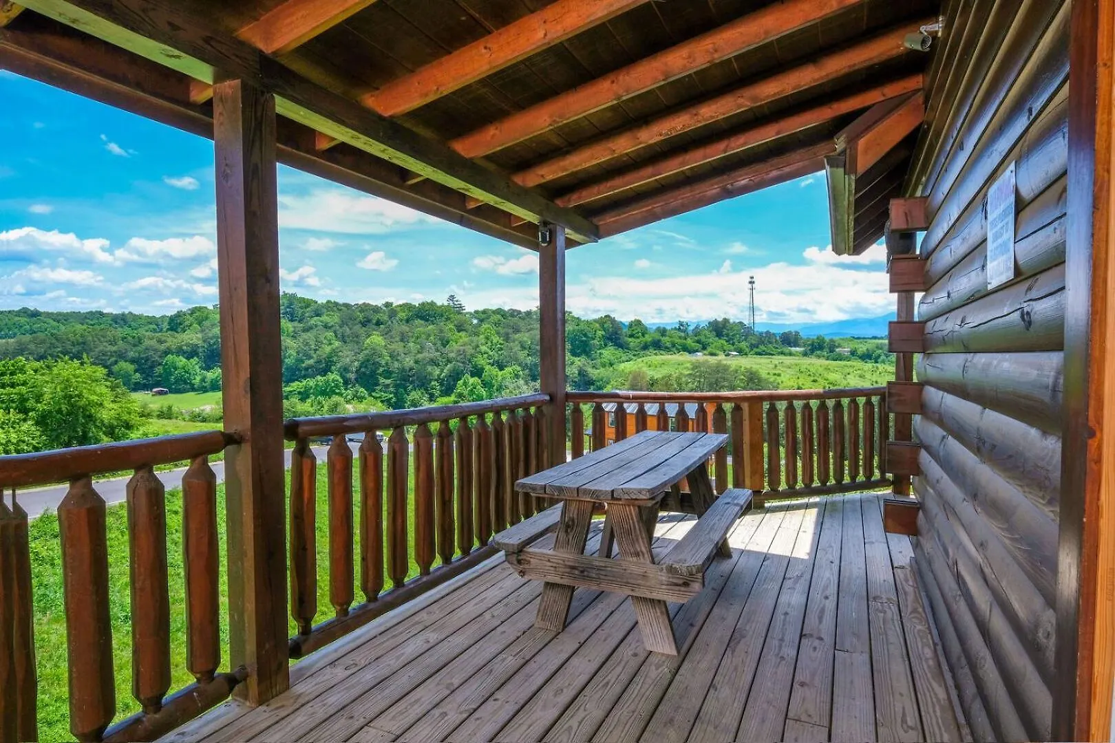 Holiday home Modern And Spacious 3br Hot Tub Views Free Attraction Tickets Pigeon Forge