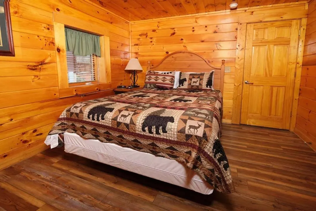 Holiday home Spacious 4br 5 Min To Pkwy Hot Tub Free Attraction Tickets *