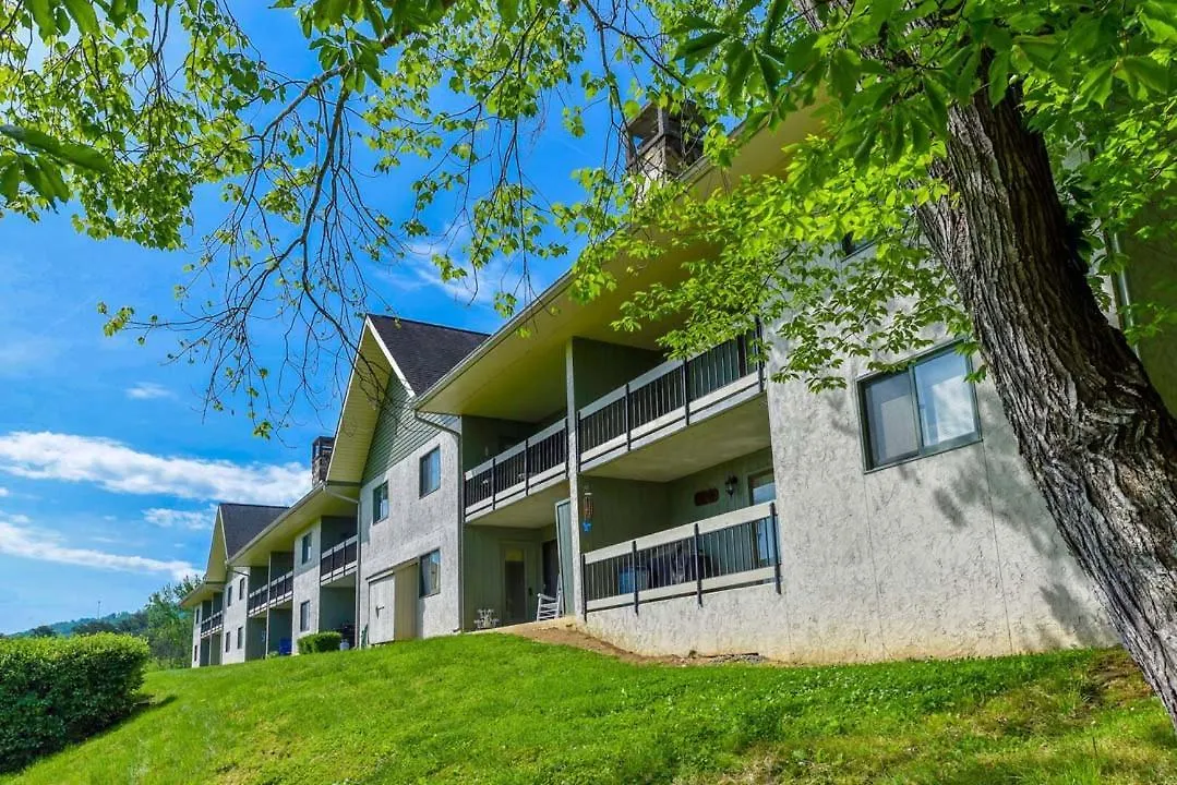 Holiday home Stunning 2br Only 5 Min To Pkwy! Free Attraction Tickets Pigeon Forge