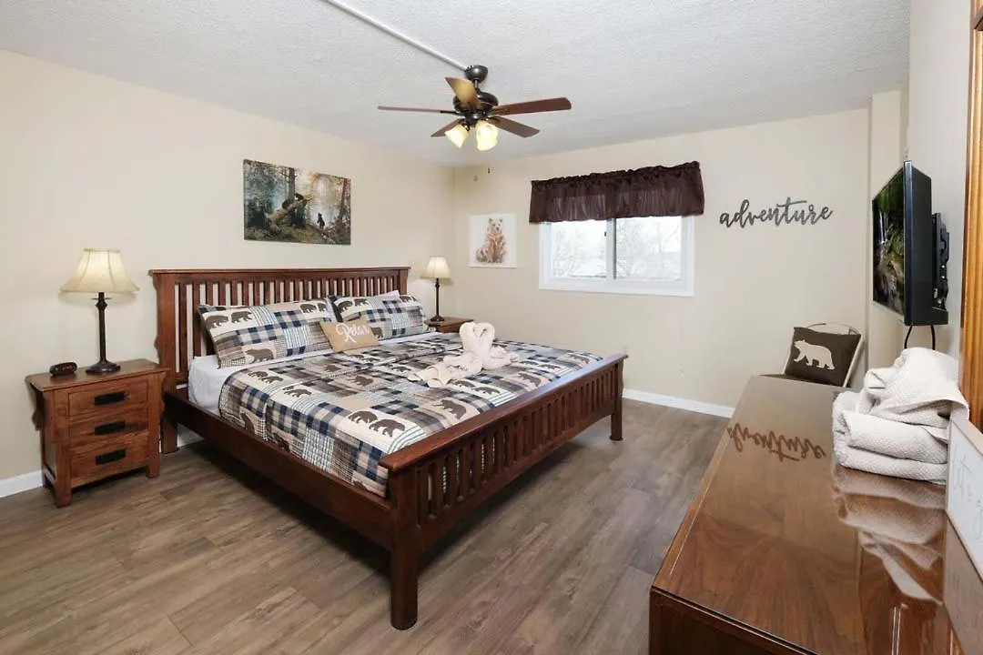 Holiday home Stunning 2br Only 5 Min To Pkwy! Free Attraction Tickets *