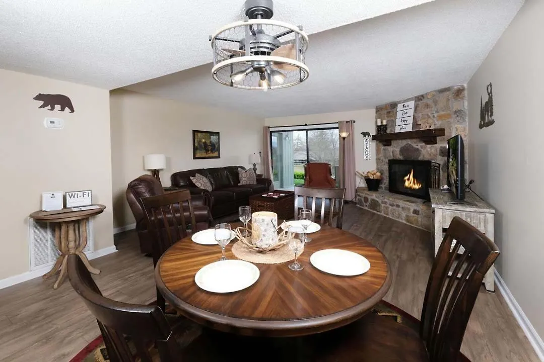 Stunning 2br Only 5 Min To Pkwy! Free Attraction Tickets * Pigeon Forge
