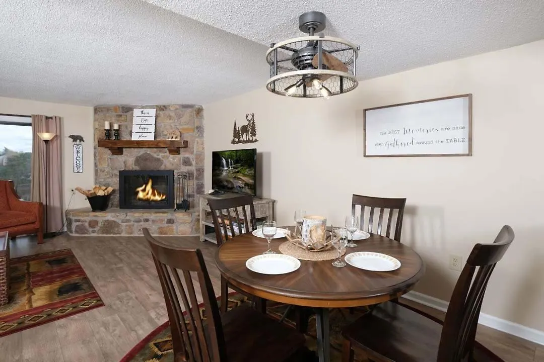 Stunning 2br Only 5 Min To Pkwy! Free Attraction Tickets Holiday home