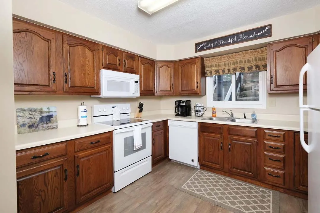 Stunning 2br Only 5 Min To Pkwy! Free Attraction Tickets * Pigeon Forge