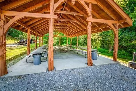 Big Timber By Colonial Properties Pigeon Forge