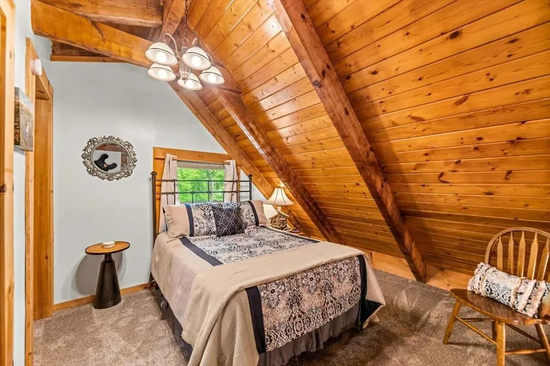 Black Bear'S Den By Colonial Properties Holiday home *