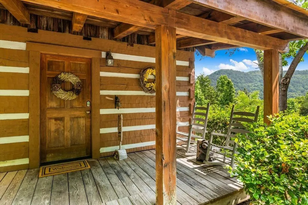 Holiday home Black Bear'S Den By Colonial Properties Pigeon Forge