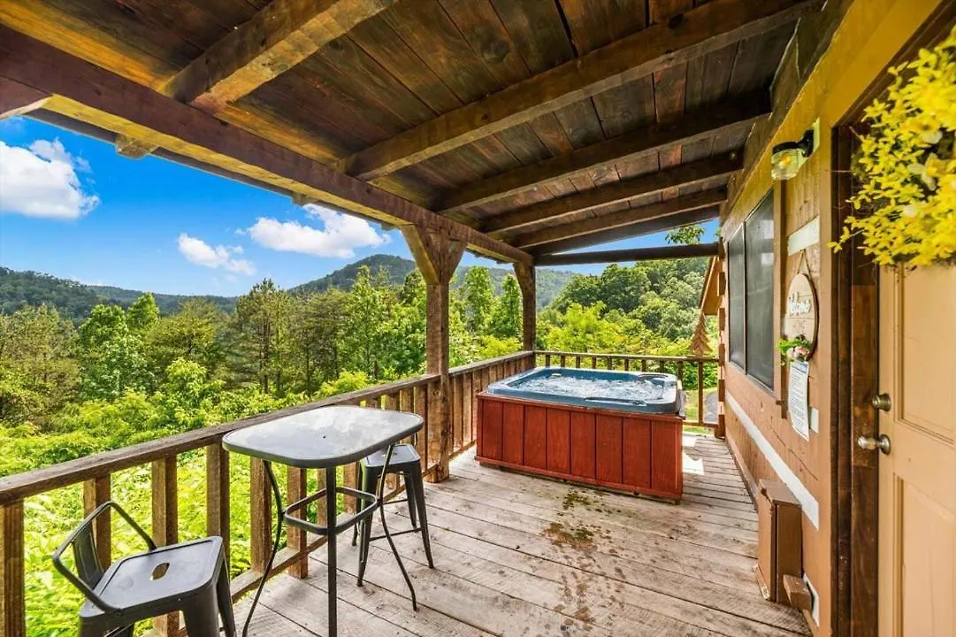 Black Bear'S Den By Colonial Properties *