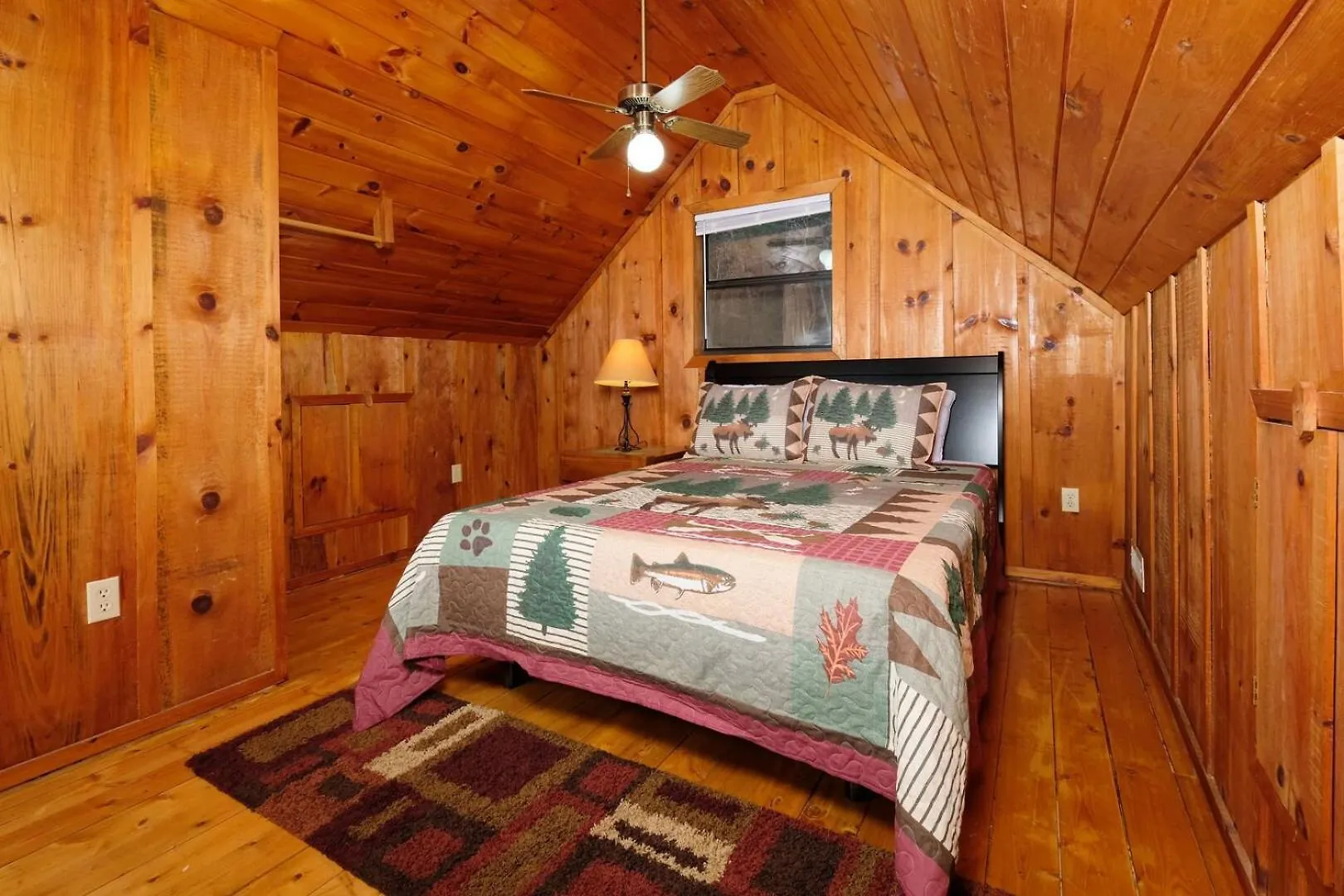 Romantic 1br Hot Tub Free Attraction Tickets