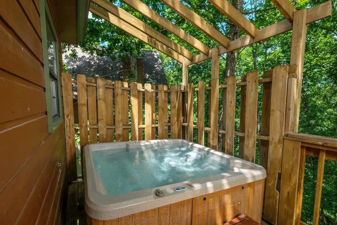 Pet Friendly 2br Just 10 Min To Pkwy! Free Attraction Tickets Holiday home