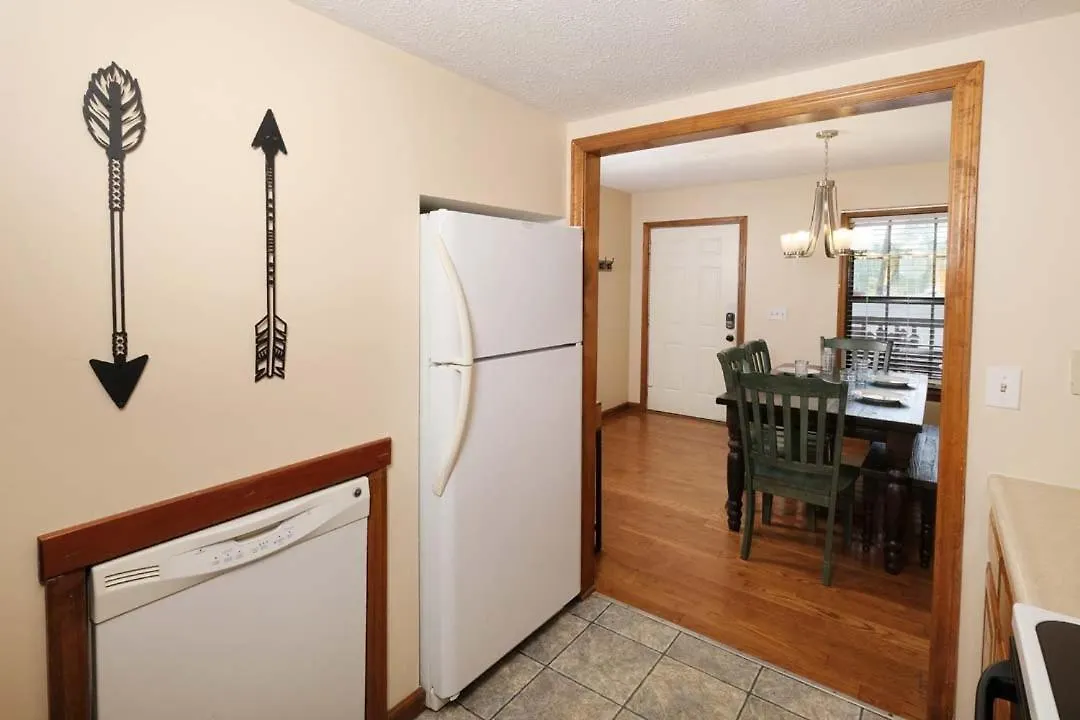 Pet Friendly 2br Just 10 Min To Pkwy! Free Attraction Tickets