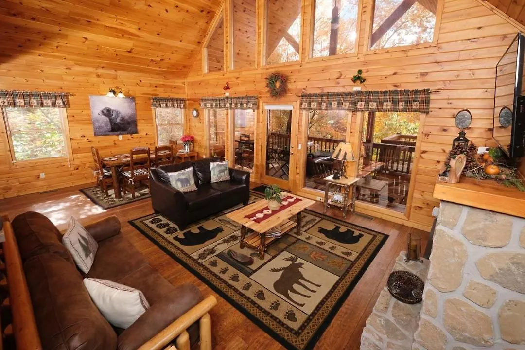 Holiday home Beauty And The Bear By Colonial Properties