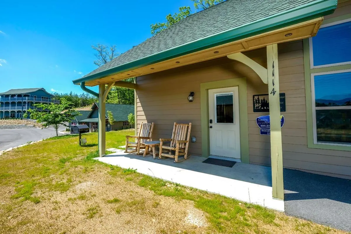 Holiday home Relaxing 2br Just 5 Min To Parkway! Free Attraction Tickets Pigeon Forge