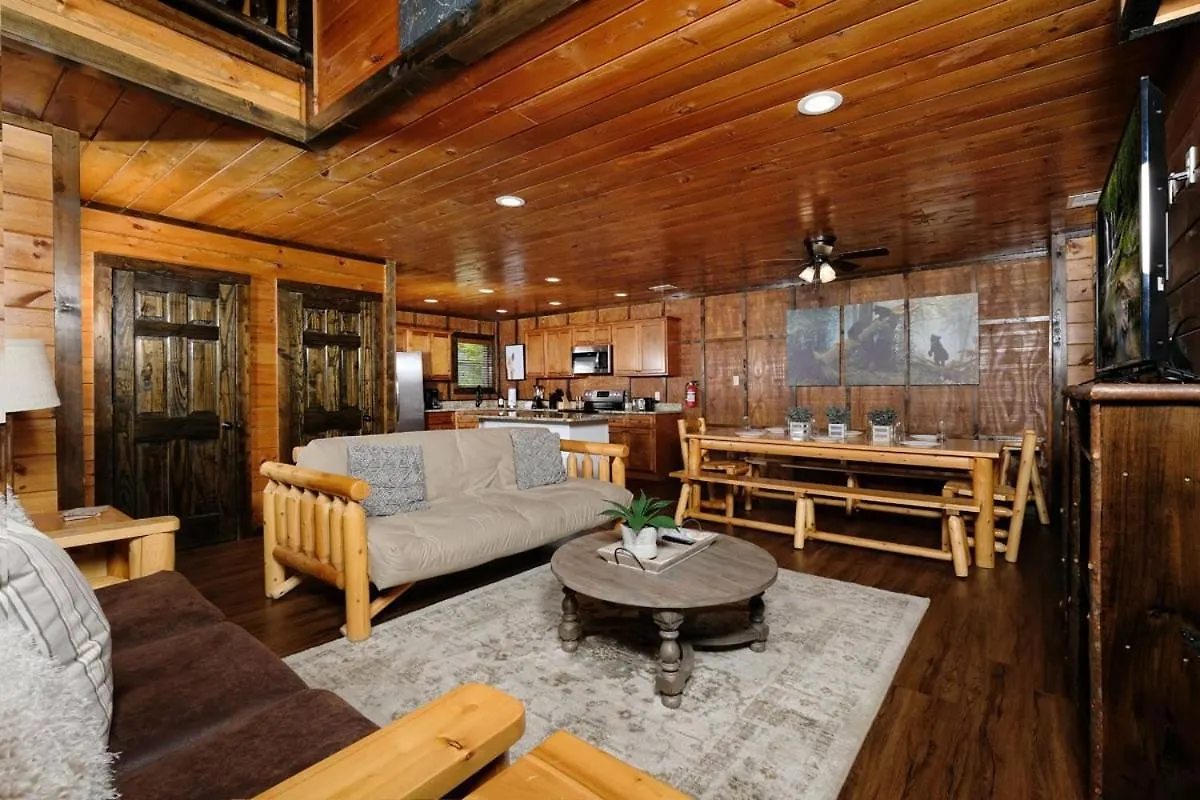 Relaxing 2br Just 5 Min To Parkway! Free Attraction Tickets Holiday home Pigeon Forge