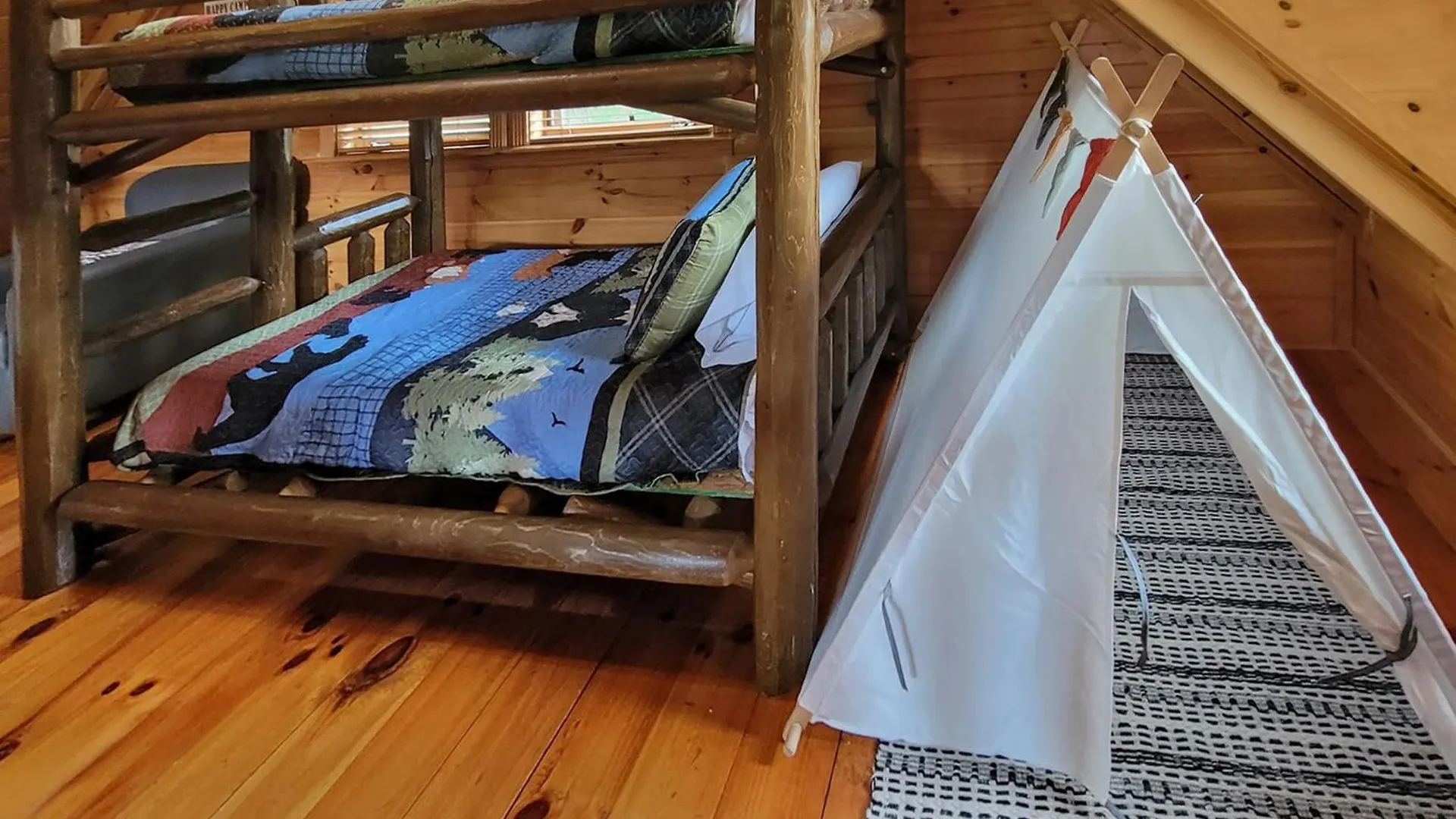 Camp Cozy Holiday home Pigeon Forge