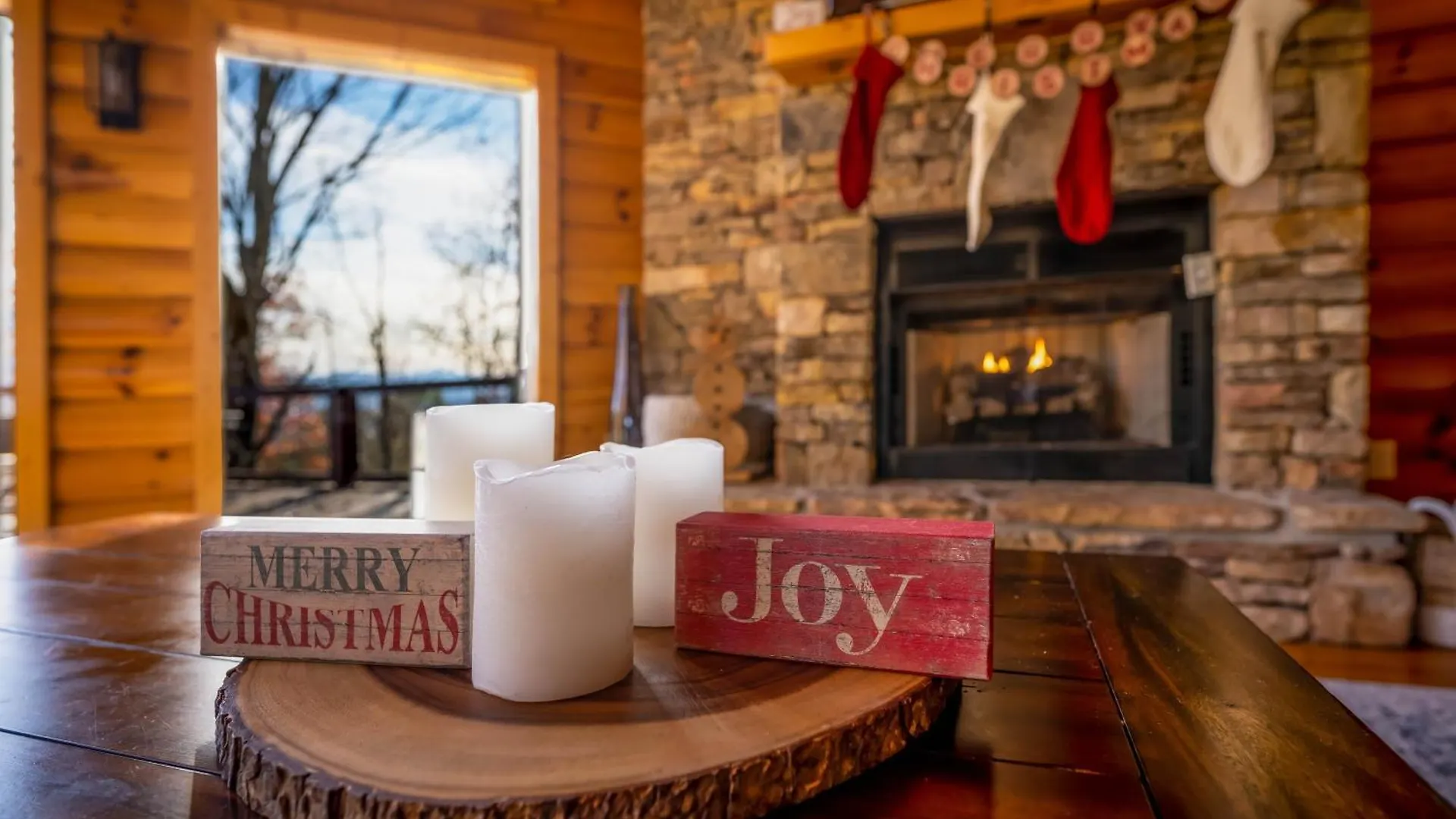 Holiday home Breathtaking 5-bedroom Getaway With Game Room, Hot Tub, And Theatre Pigeon Forge