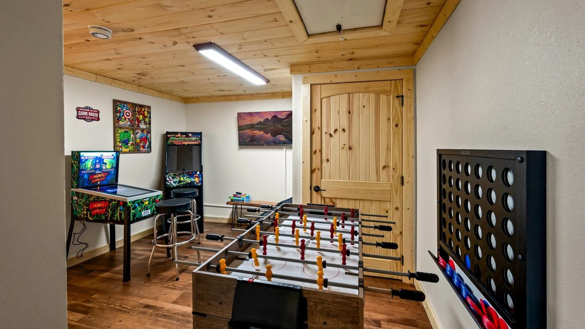 Location, Hot Tub, Theater, Grill, Ez Roads * Pigeon Forge