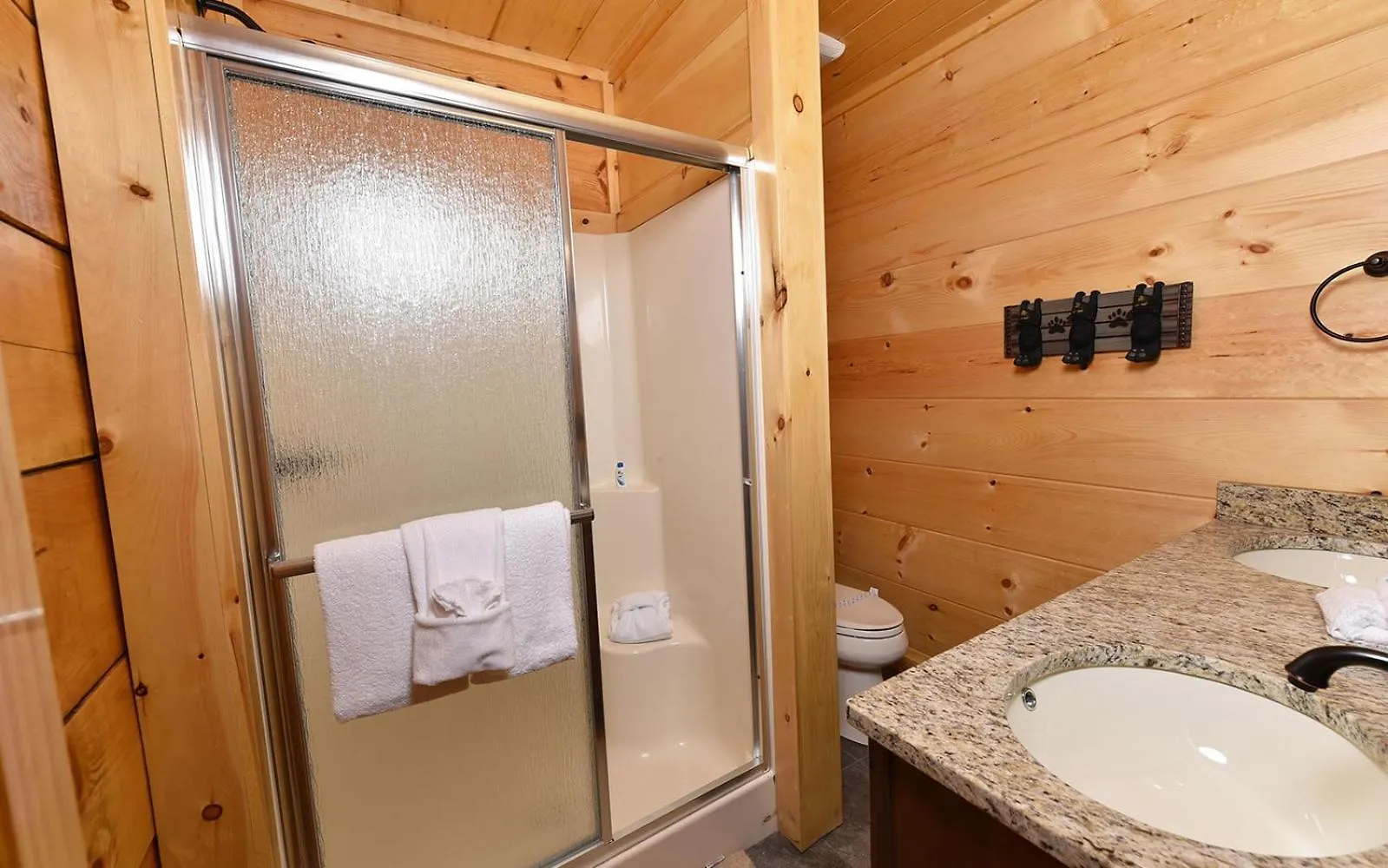 Villa Rocky Roost Pigeon Forge