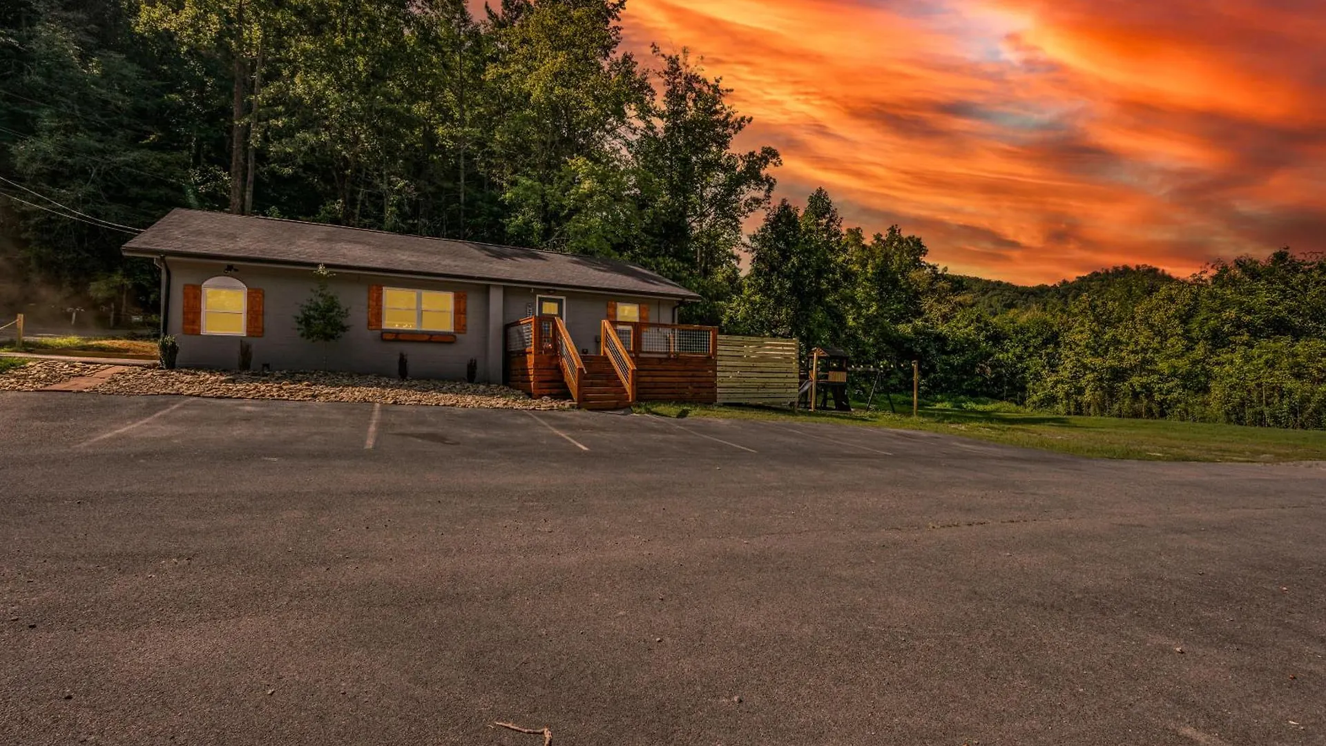 Holiday home Location, Hot Tub, Theater, Grill, Ez Roads Pigeon Forge