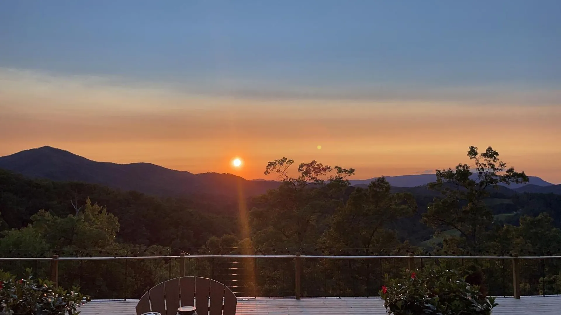 Smoky - Glowing Twilight * Pigeon Forge