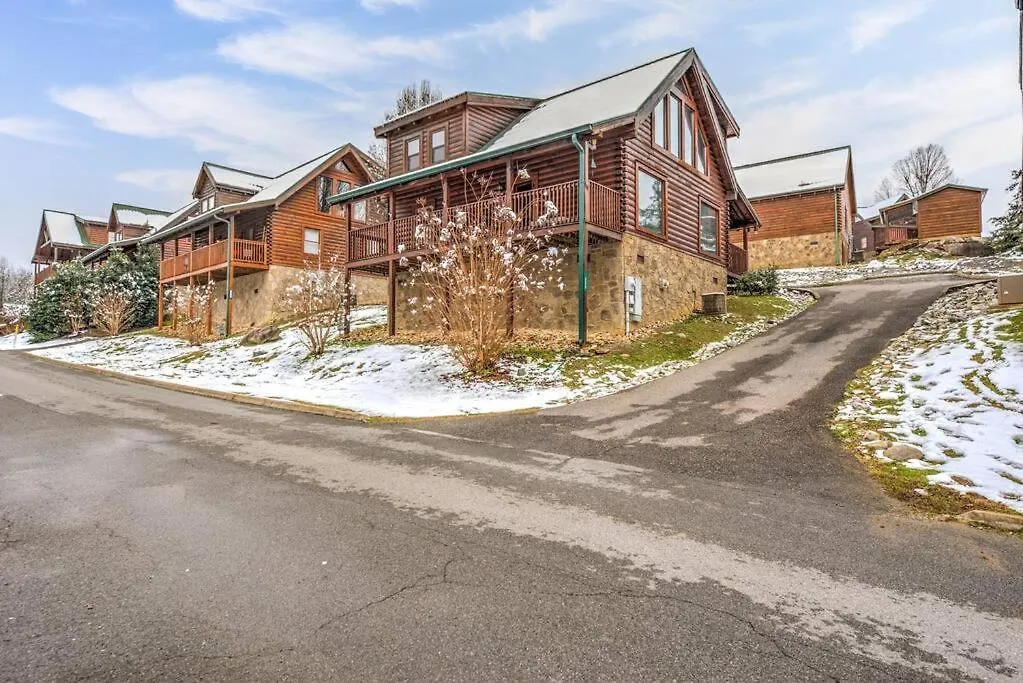 Holiday home Bearly Behavin Pigeon Forge