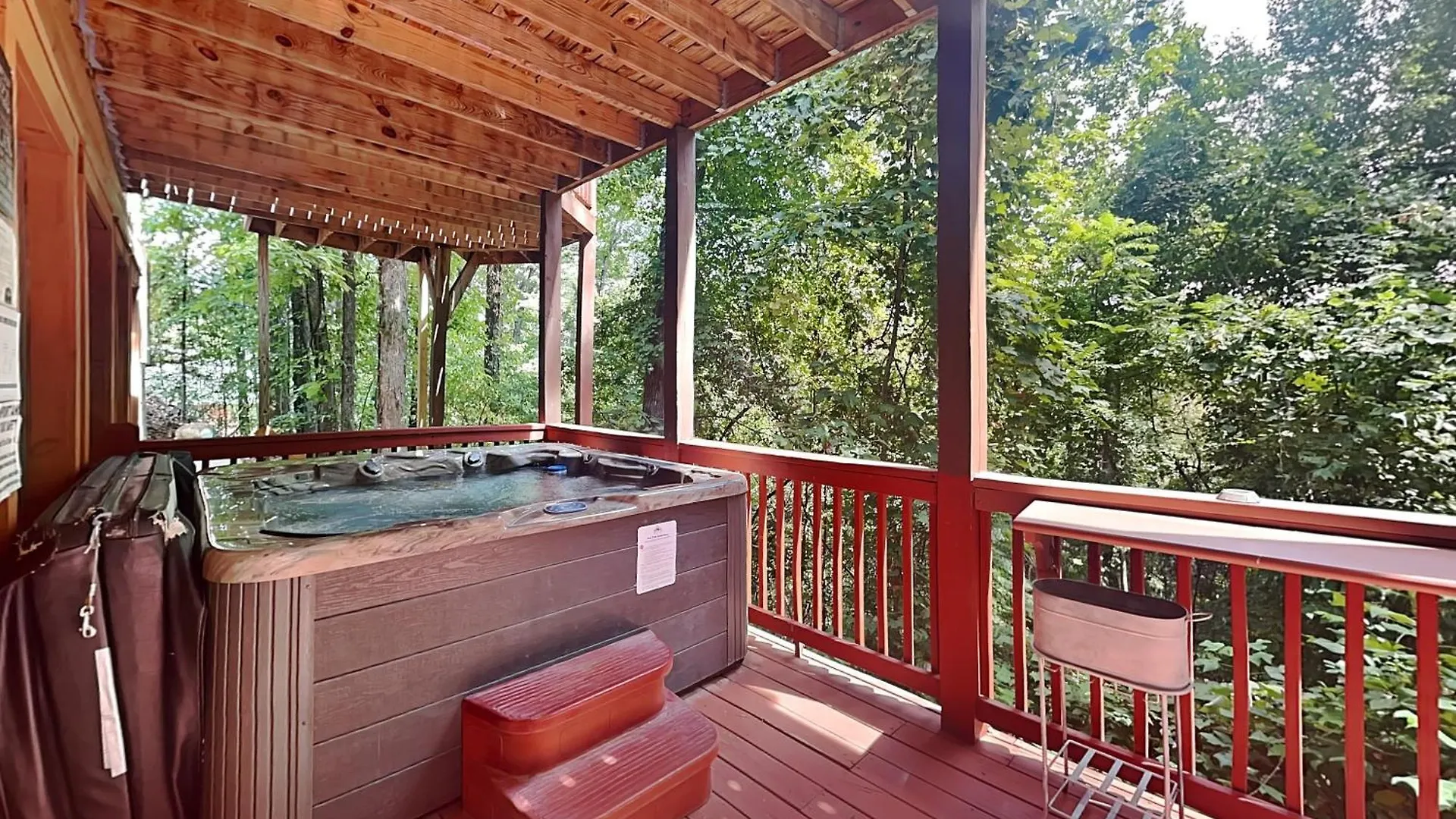 Splashing Sunrise, 2 Bedrooms, Private Pool, Arcade, Hot Tub, Sleeps 6 Pigeon Forge