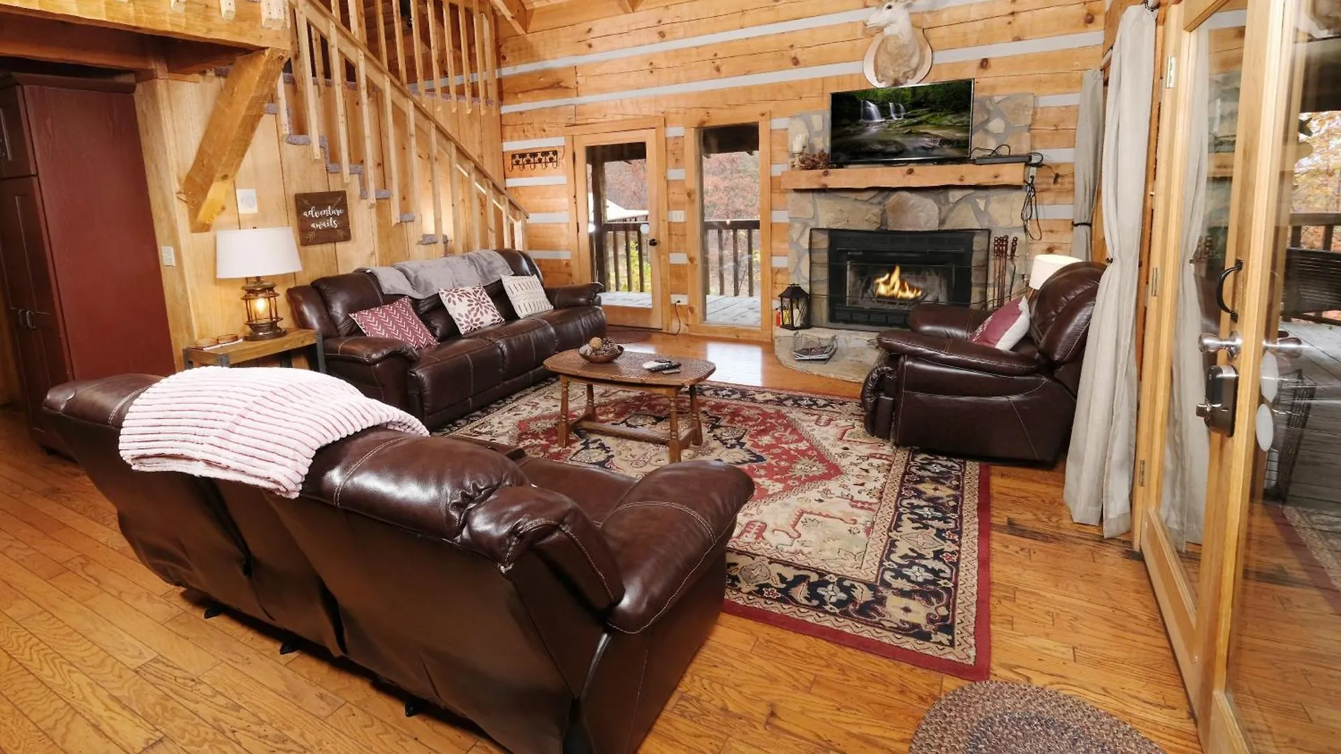 Cozy 1br Stunning Views Hot Tub Fire Pit Free Attraction Tickets Pigeon Forge