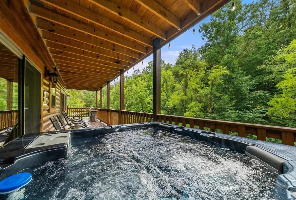 Indoor Pool, Near Dollywood, Theater, Luxury *