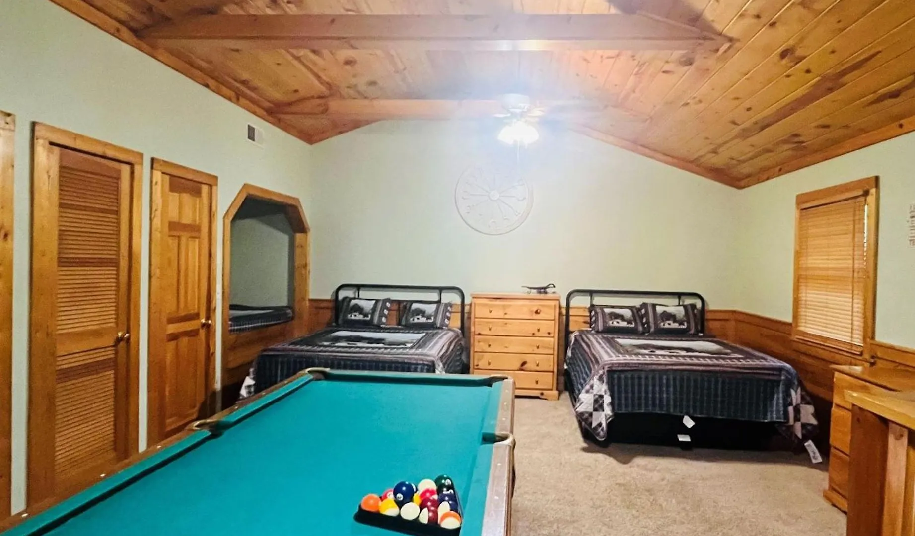Holiday home Er97 - Squirrel's Retreat - Close To The Action In Pigeon Forge!