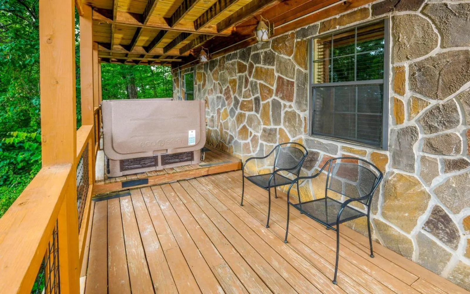 Villa Smoky View On The Rocks *