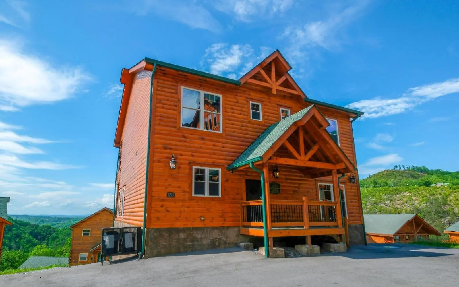 Cavern Cascades Villa Pigeon Forge