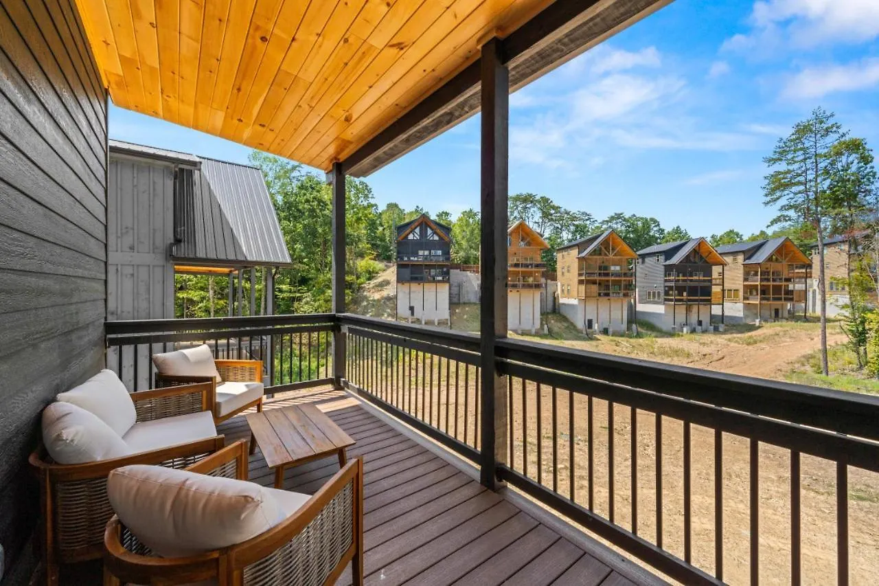 Holiday home Parkway Pool Retreat Hot Tub Foosball Arcade *