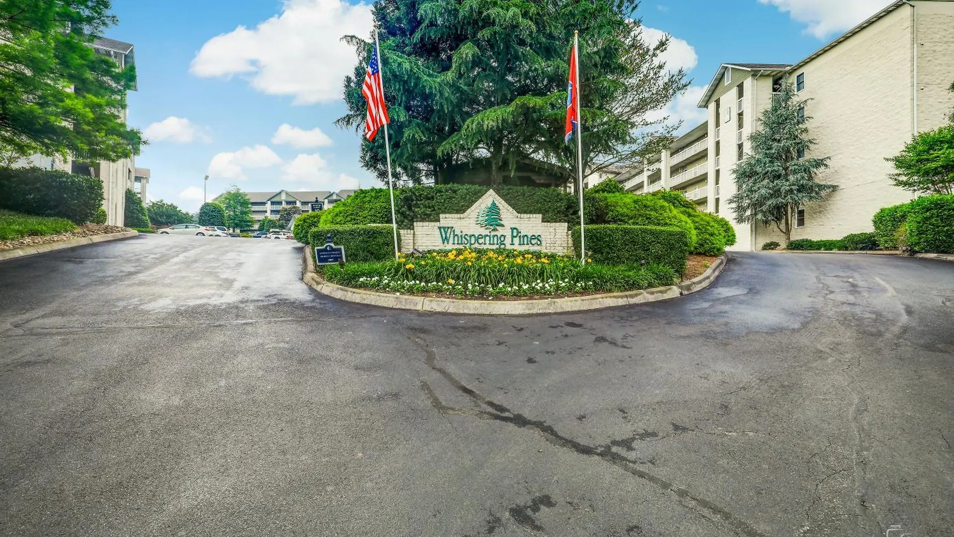 Whispering Pines 124