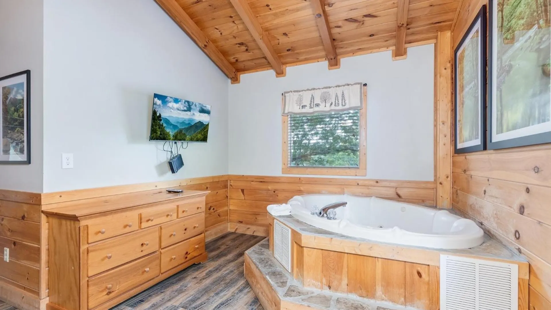 Er101 - Heavenly Hideaway Great Location - Close To Town! Holiday home