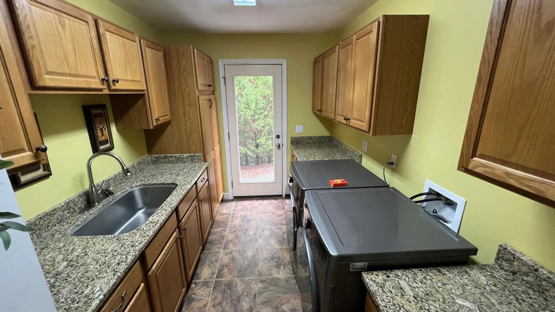 Holiday home Escape To The Estate At Mill Creek Luxury 5bed With Private Pool Hot Tub Game Fire Pit
