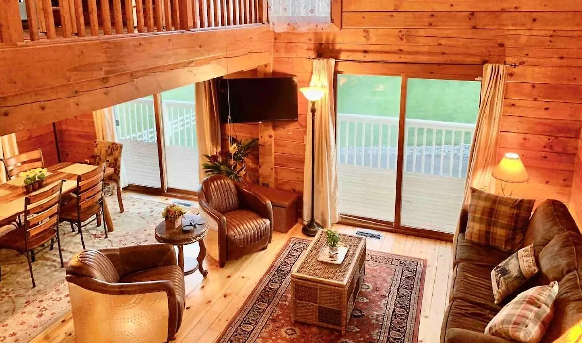 Holiday home Heartwood Lavish In The Smoky Mountains